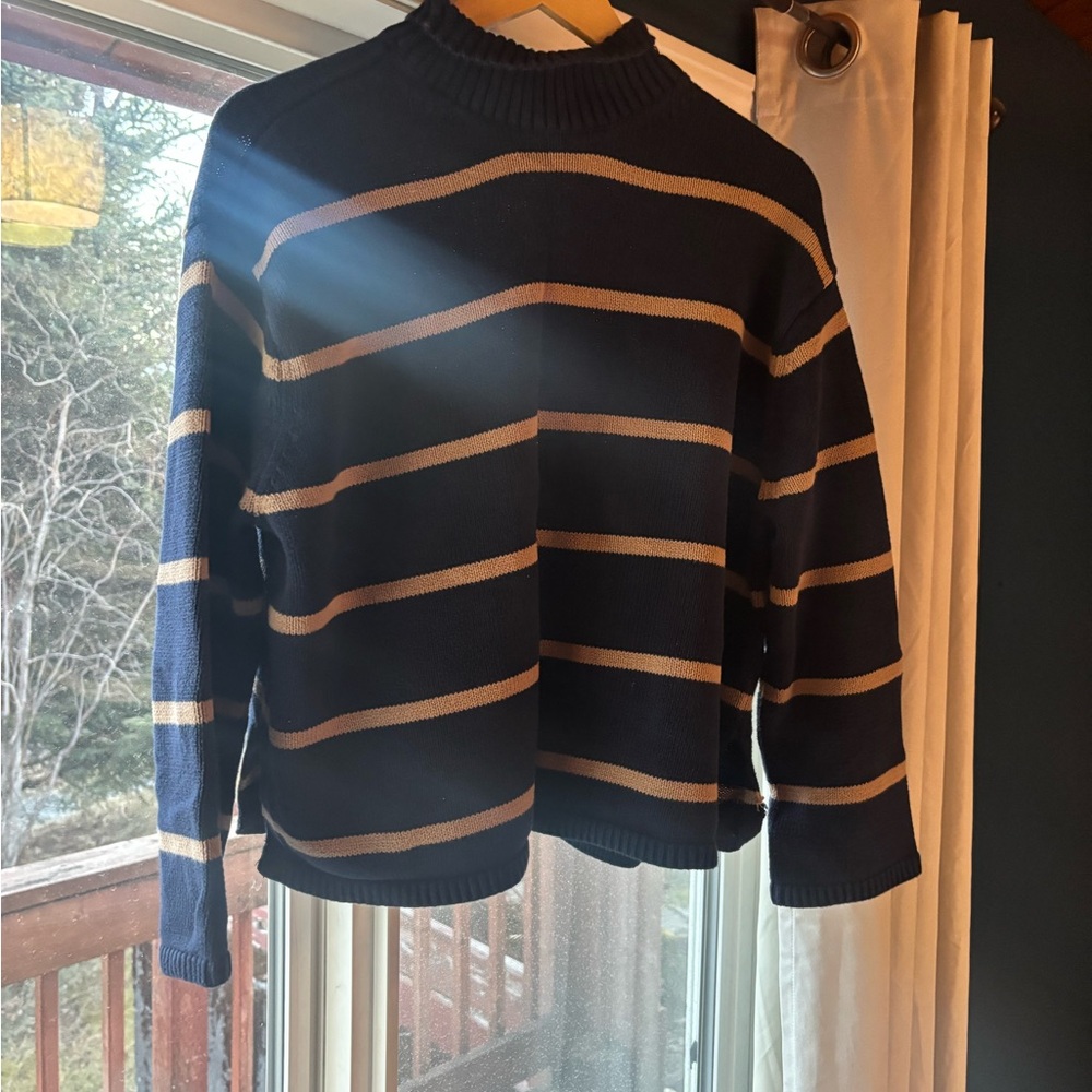 GAP NAVY Knit Sweater